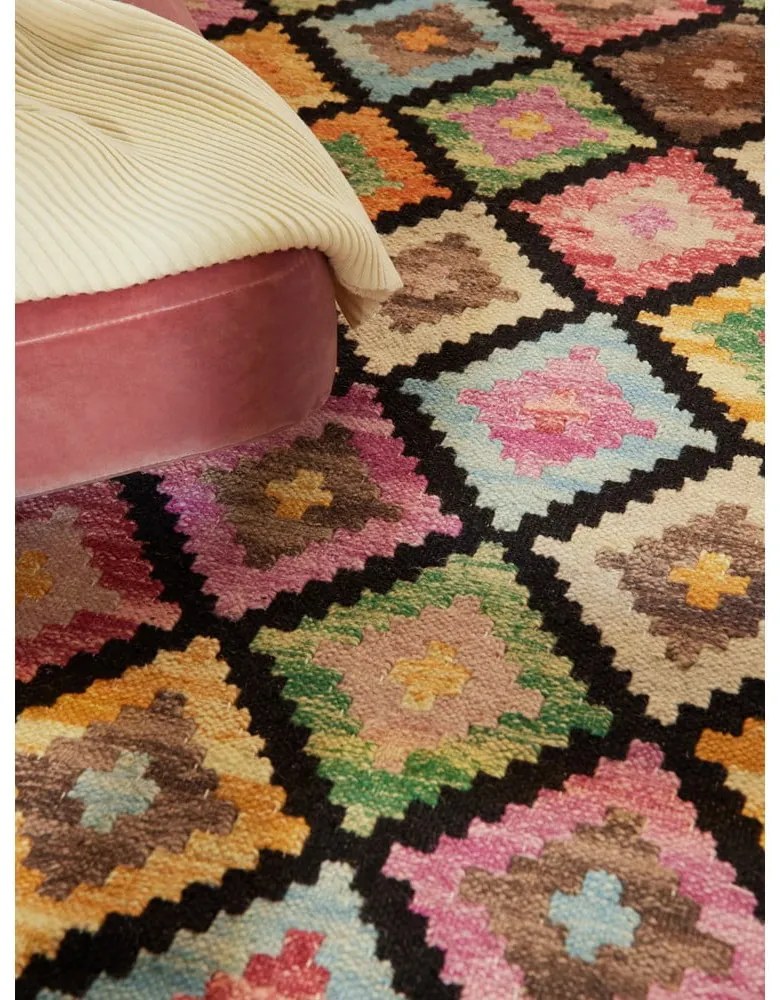 Двустранен ръчно изработен вълнен килим 160x230 cm Kamal Zara – Nouristan