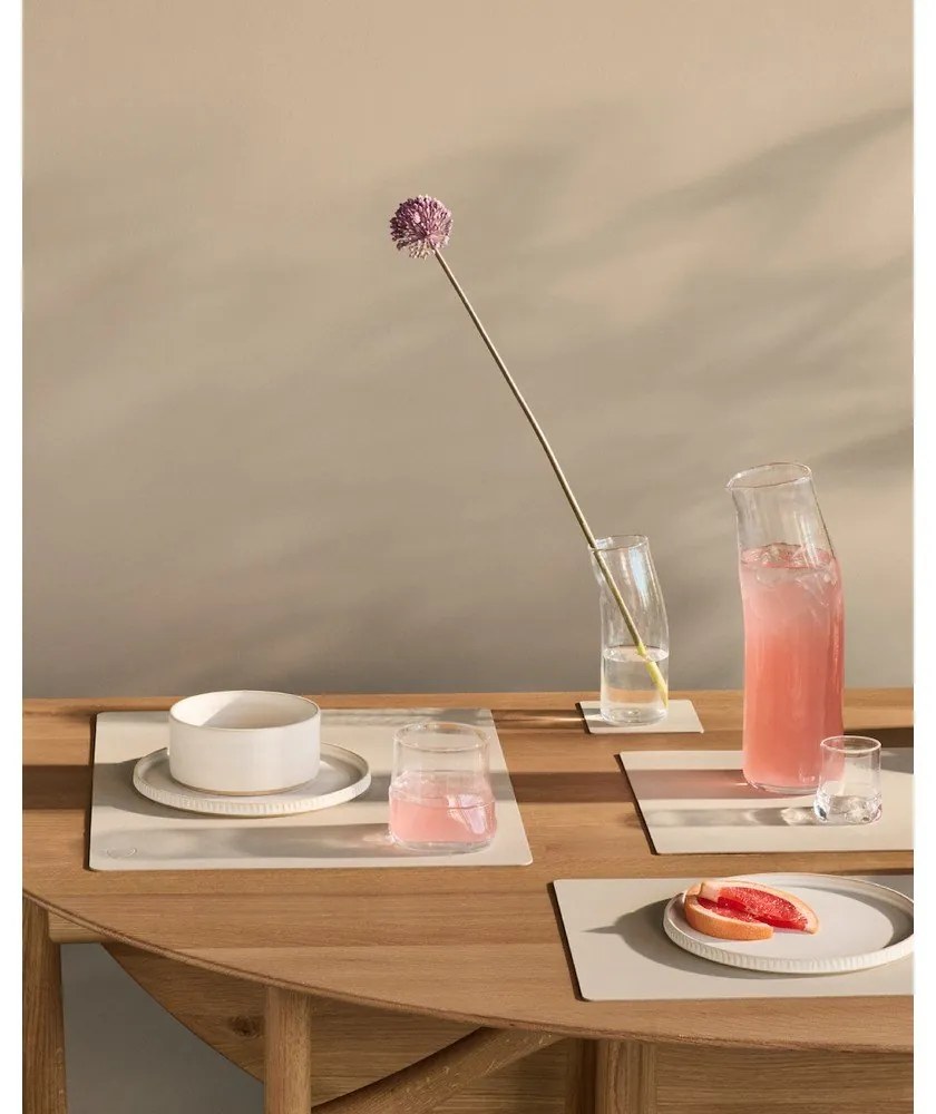 Подложка за хранене от еко кожа 35x45 cm Square L Nupo – LIND DNA