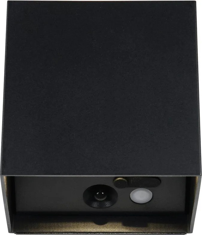 LED стенно външно осветително тяло с USB със сензор за движение (височина 10 cm) Genie – Reality