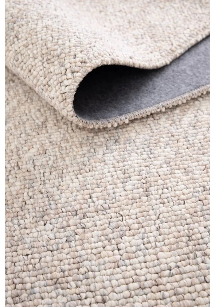 Кремав килим 80x150 cm Petra Liso – Universal