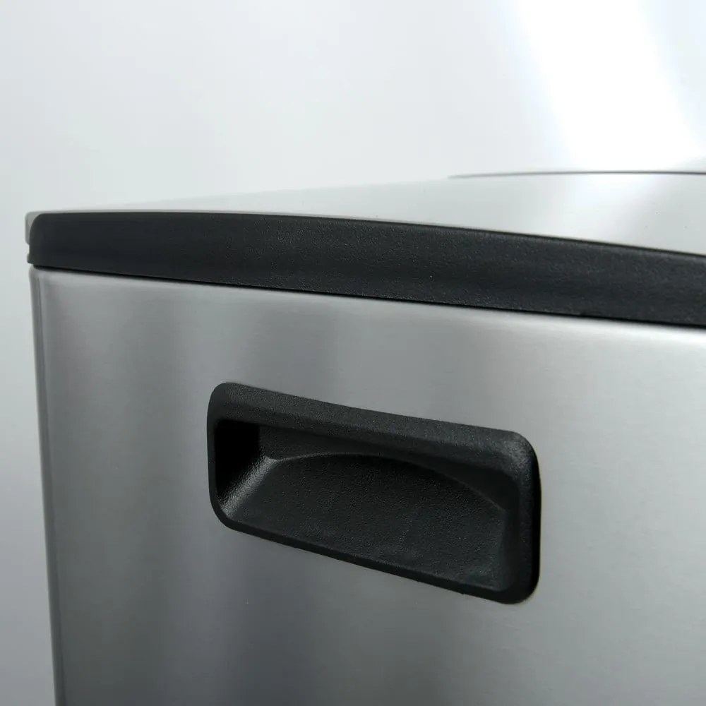 Стоманено кошче за боклук 2x20 l за рециклиране с педал в матово сребрист цвят Aliya – Spirella