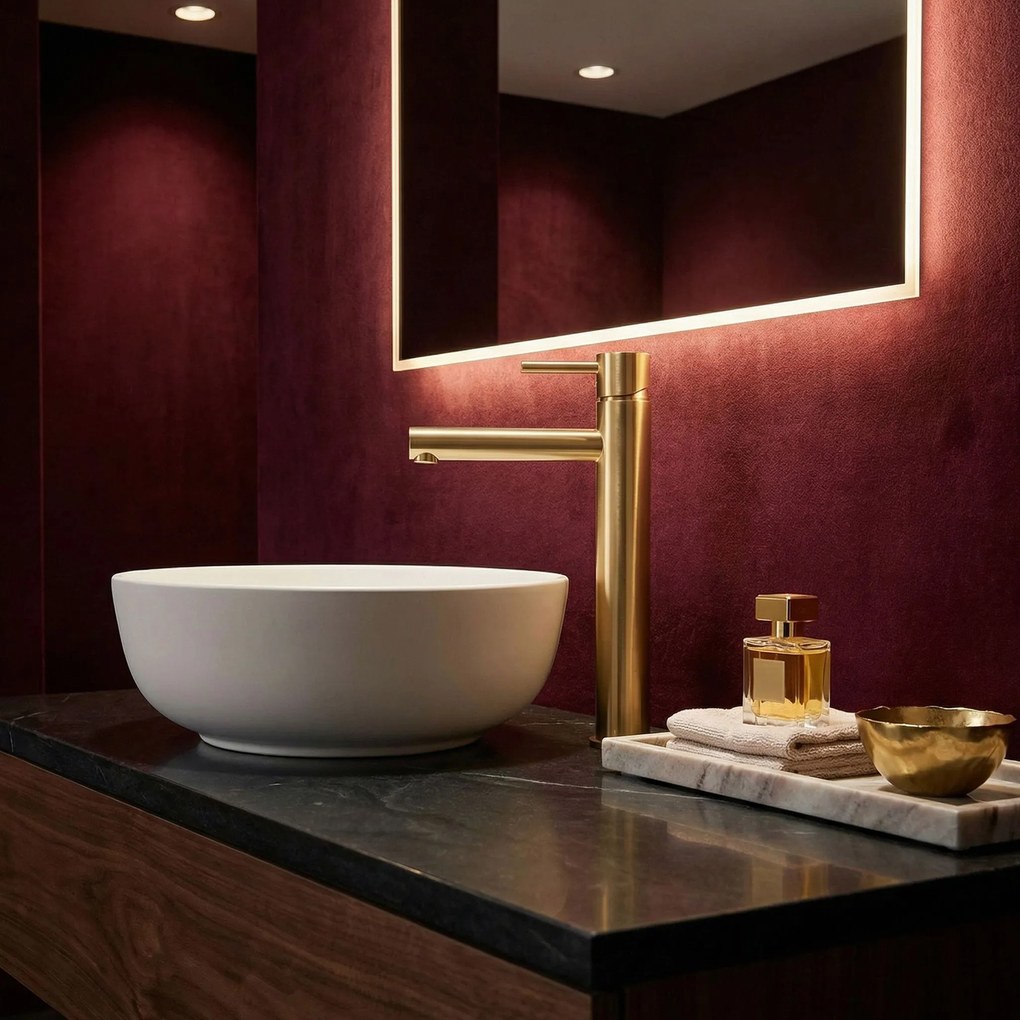 Смесител за мивка  Rea Tess Brush Gold High