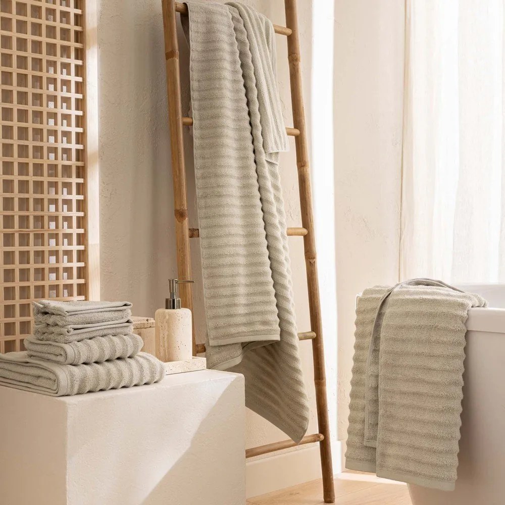 Бежова памучна кърпа от тери 50x90 cm Maya – douceur d'intérieur