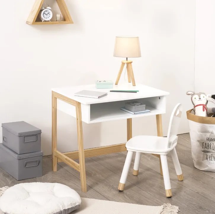 Детско бюро atmosphera Nursery, Дърво