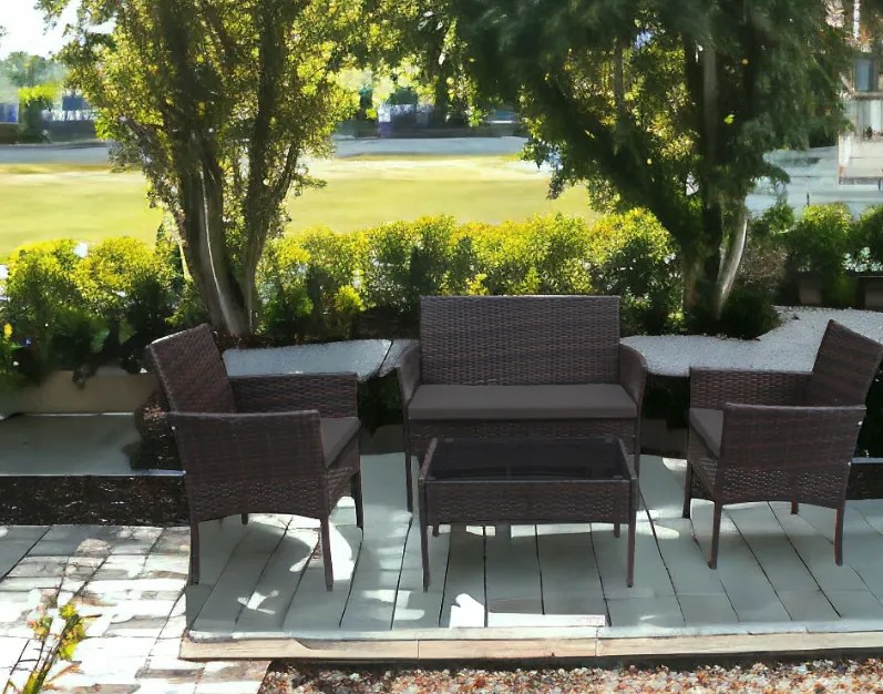 Елегантен комплект градински дивани от ратан с маса в кафяво