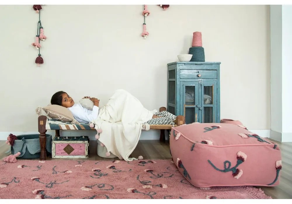 Розов детски пуф English Garden – Lorena Canals