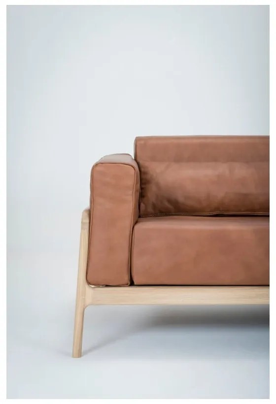 Диван от коняк кафява биволска кожа с масивна дъбова конструкция , 180 см Fawn - Gazzda