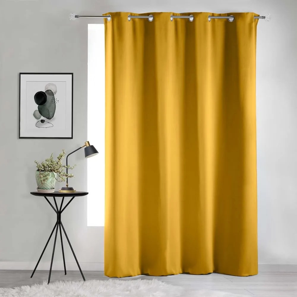 Жълта затъмняваща завеса 135x280 cm Occult – douceur d'intérieur