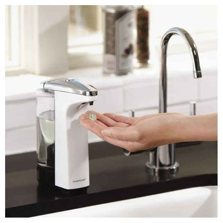 Бял автоматичен пластмасов диспенсър за сапун 237 ml - simplehuman