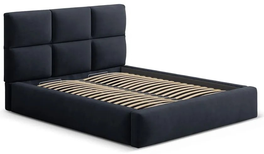 Тъмносиньо двойно легло 140x200 cm тапицирано с място за съхранение с включена подматрачна рамка Libera – Windsor &amp; Co Sofas