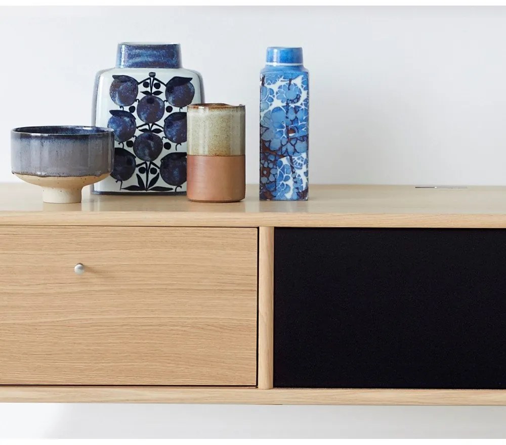 Масичка за телевизор с дъбова облицовка Mistral - Hammel Furniture