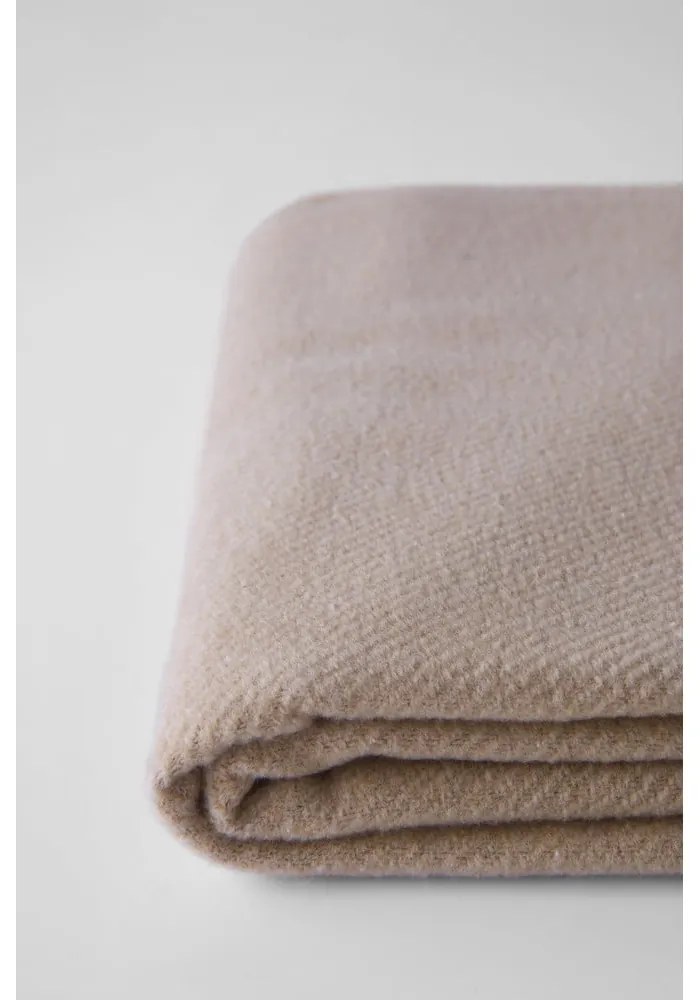 Кафяво одеяло със съдържание на памук Basics, 140 x 180 cm Plain - Euromant