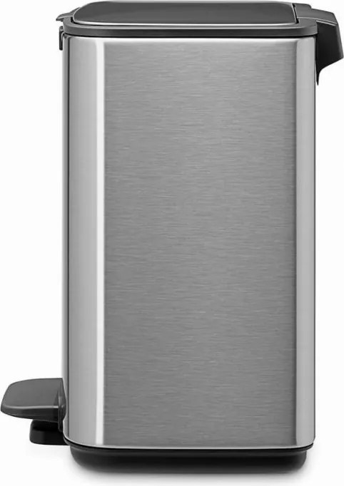 Кош за боклук Brabantia Bo Pedal 1010141, 4 л, Леко затваряне, Противоплъзгаща основа, Устойчив на пръстови отпечатъци, Инокс/Мат