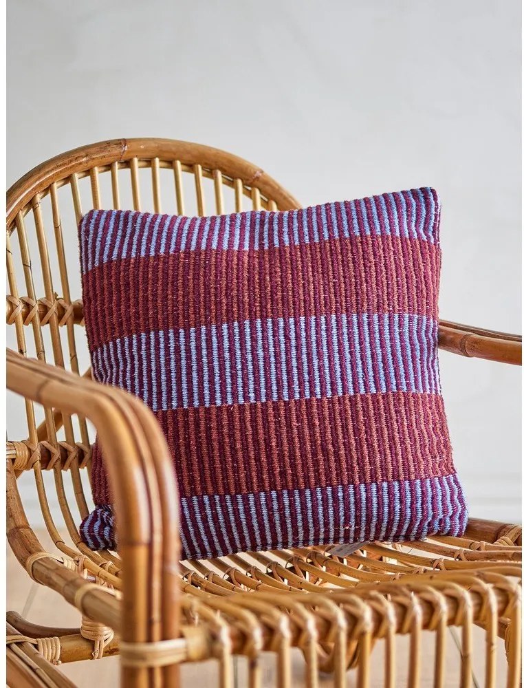 Декоративна възглавница със смес от памук 45x45 cm Isnel – Bloomingville