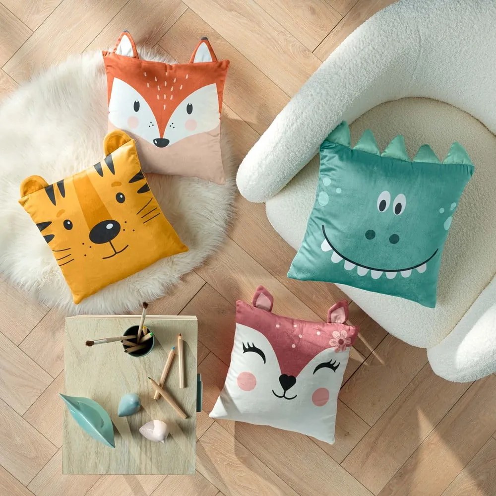 Кадифена детска възглавница 40x40 cm Roxy – douceur d'intérieur