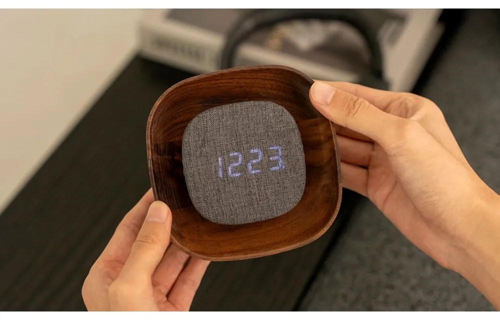 Дигитална аларма Lumos Walnut – Gingko