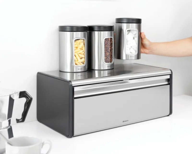 Кутия за хляб Brabantia Fall Front 107852, 18 л, 46.5х25 см, Стенен монтаж, Без пръстови отпечатъци, Инокс/Мат