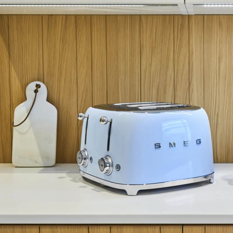Тостер за хляб SMEG 50's Style TSF03PBEU, 2000W, 4 филии, 6 нива, Тавичка за трохи, Вграден кабел, Неръждаема стомана, Син