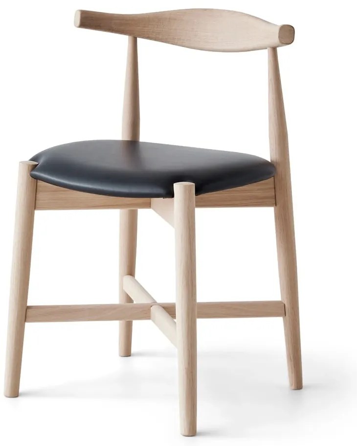 Трапезни столове от дъб Findahl на Hammel Dora - Hammel Furniture