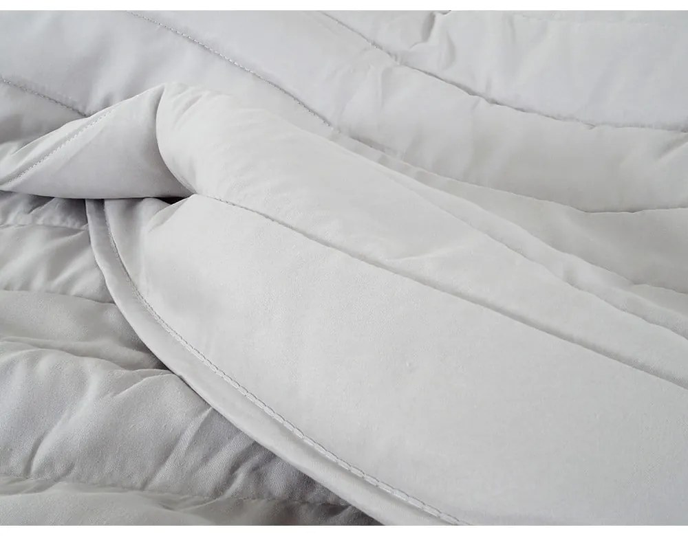 Лятна олекотена завивка 140x200 cm Summer – B.E.S.