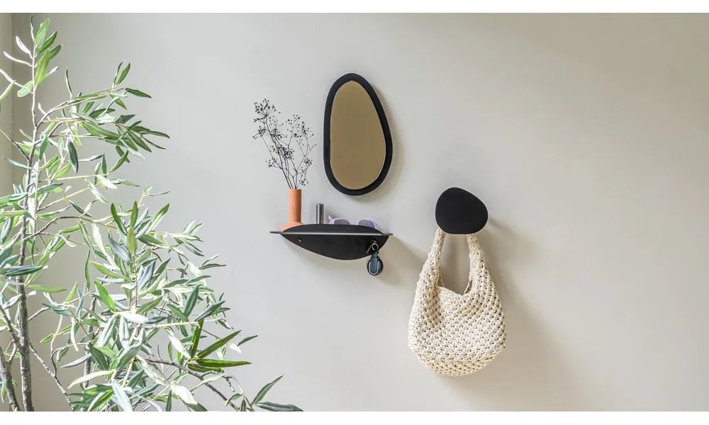 Черна метална стенна закачалка 15 cm Mani – Spinder Design