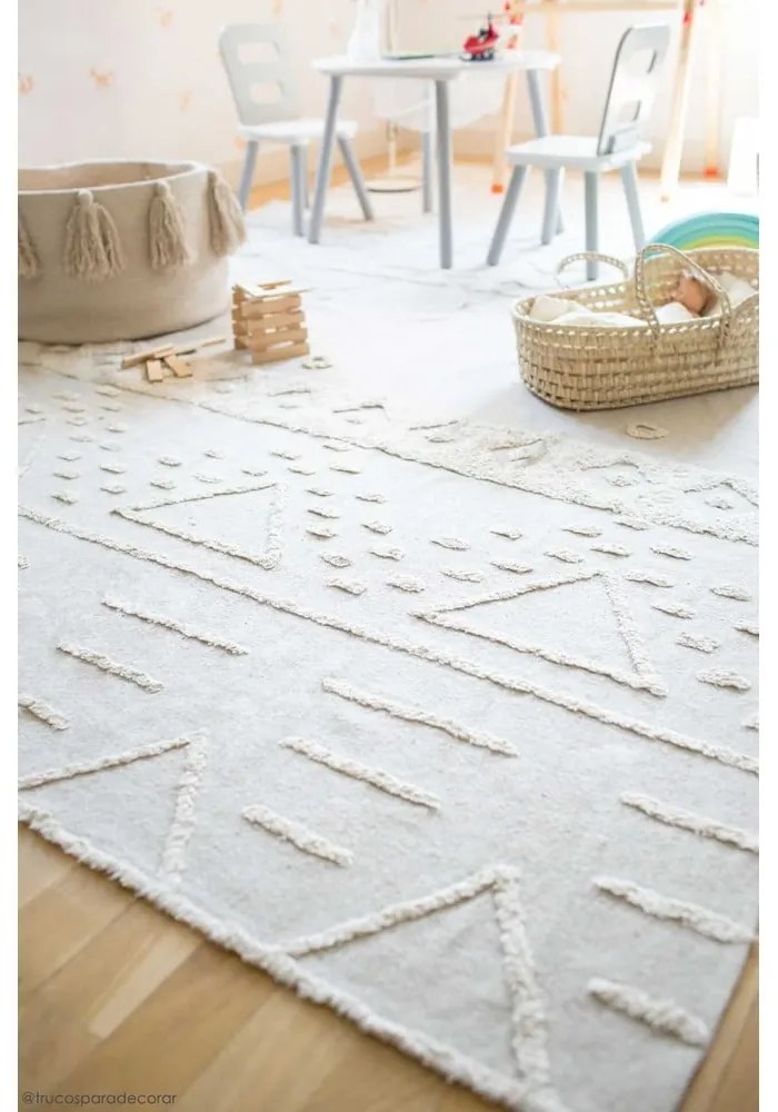 Бял ръчно изработен памучен килим подходящ за пране 170x240 cm Tribu Natural – Lorena Canals