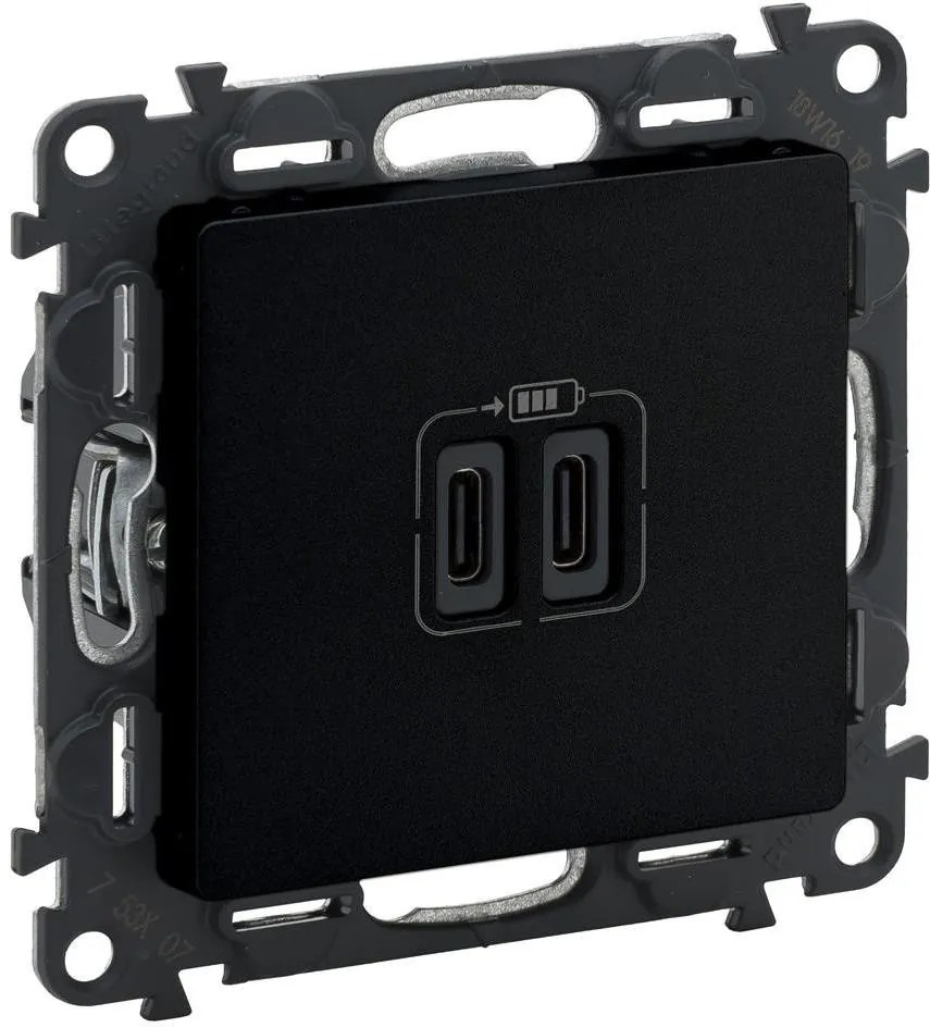 Legrand Розетка 2хUSB за зареждане тип C+C 3A 15W цвят Черен Valena Life  - 756307
