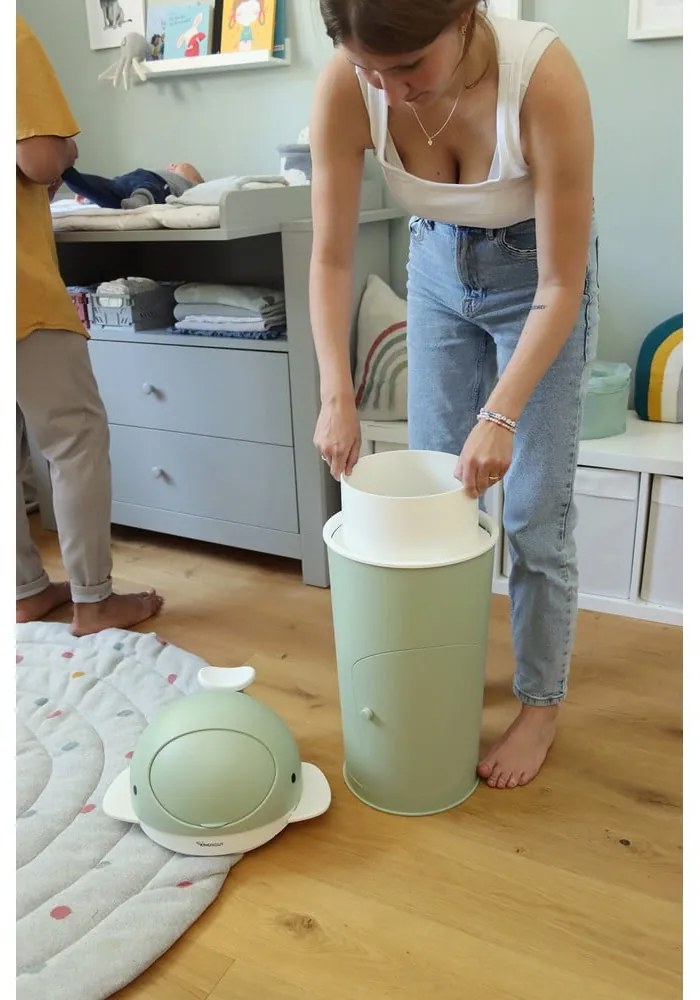 Зелено пластмасово кошче за пелени 25 l Whale – Kindsgut