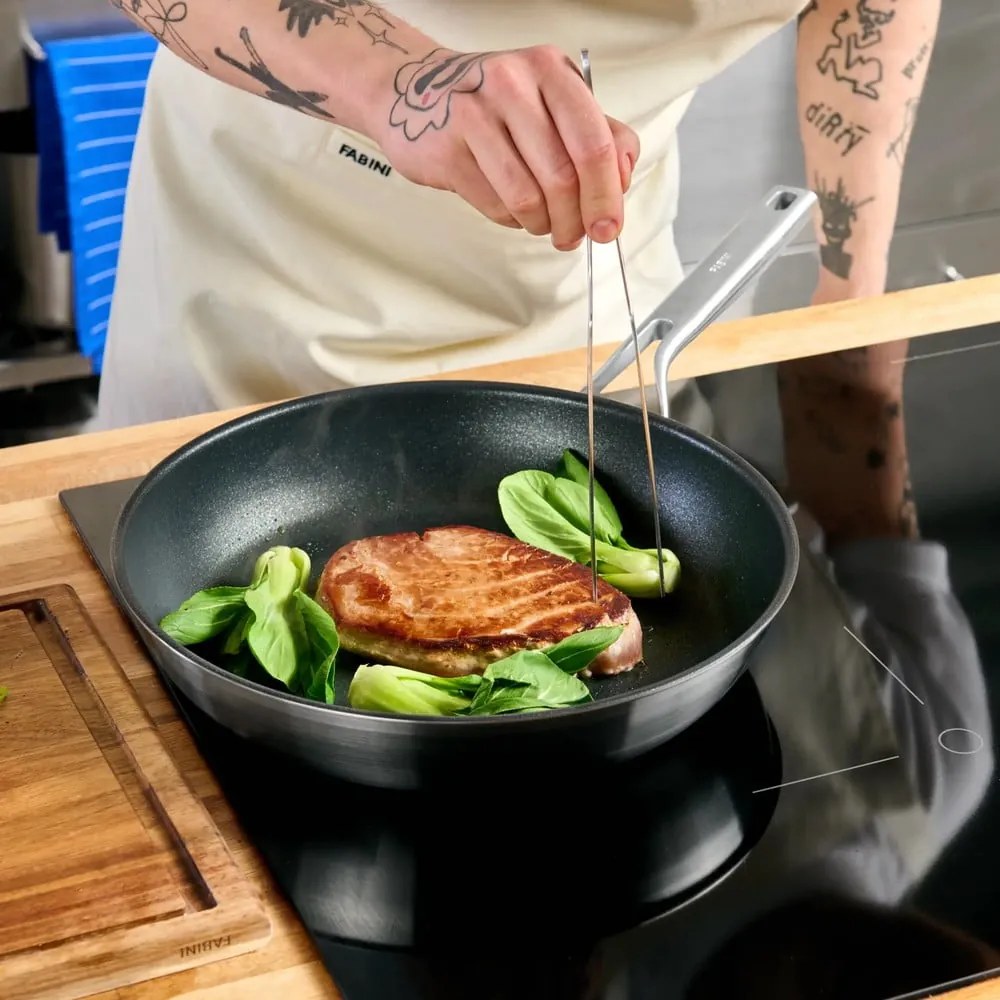 Тиган с незалепващо покритие от неръждаема стомана ø 30 cm Lucca 3.0 – FABINI