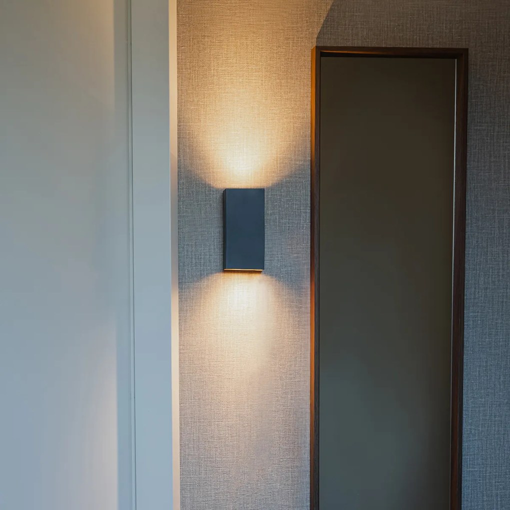 Интелигентна стенна лампа черна със златен квадрат с 2 Wifi GU10 - Sab