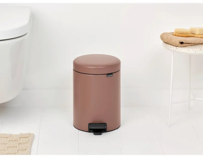 Кош за боклук с педал Brabantia NewIcon 1008841, 5 л, Плавно затваряне, Противоплъзгаща основа, Сатенено покритие, Кафяв
