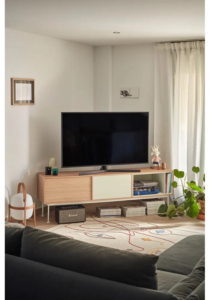 Кремавобял ТВ скрин с дъбов фурнир Yoko - Teulat