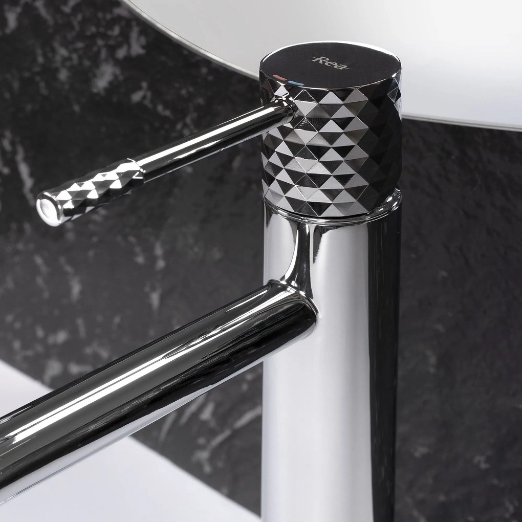 Смесител за мивка Rea Lungo Diamond Chrom High