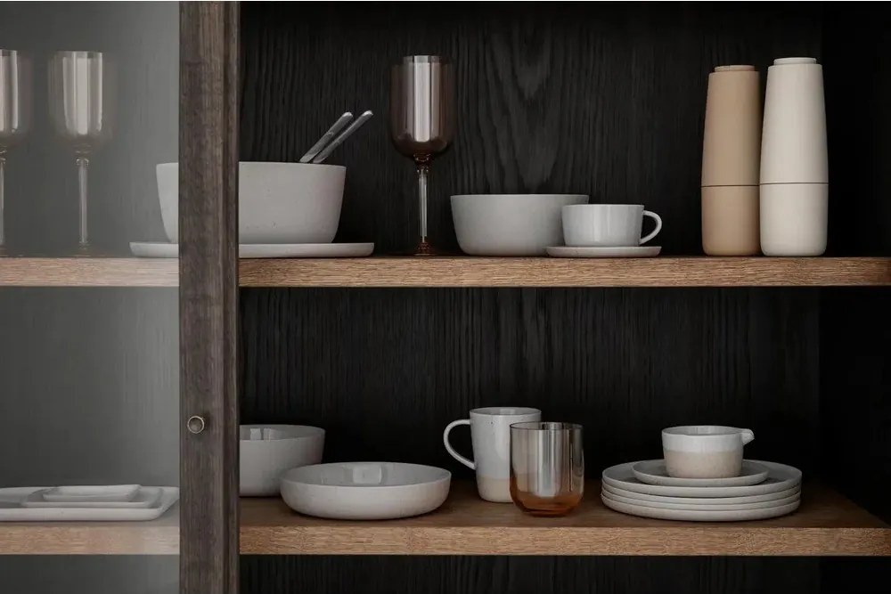 Светлосива керамична чиния за сервиране Sablo L – Blomus