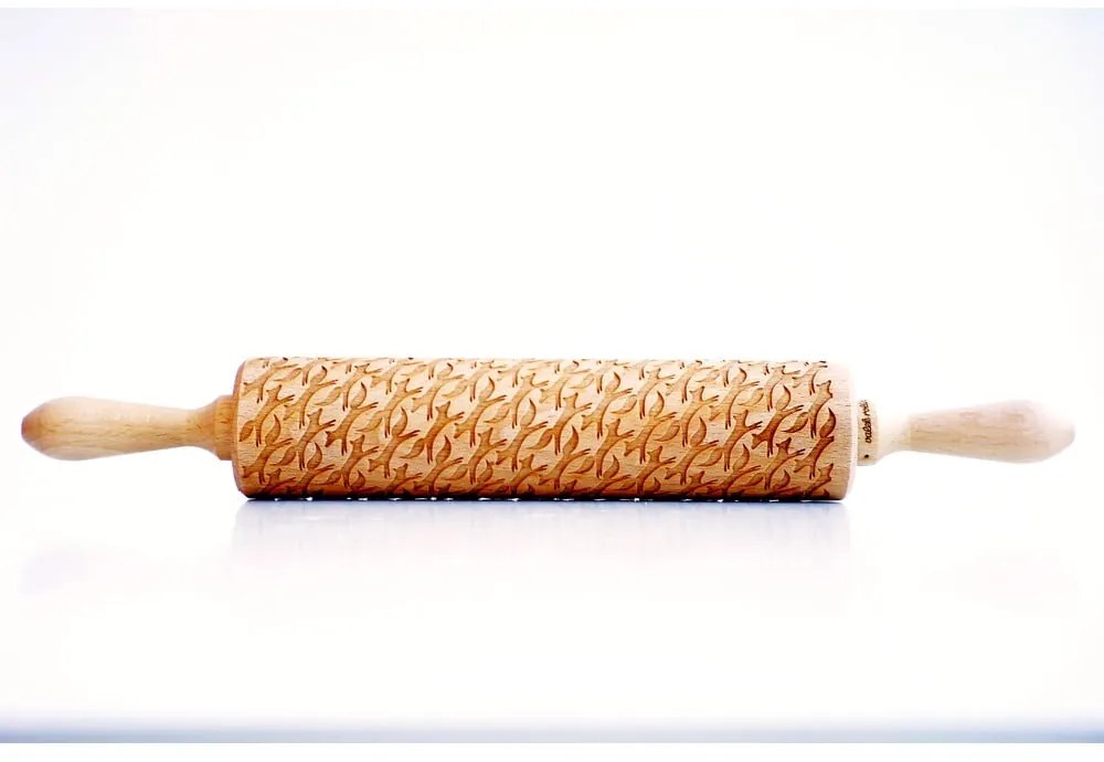 Дървен релефен валяк за тесто Foxes - Valek