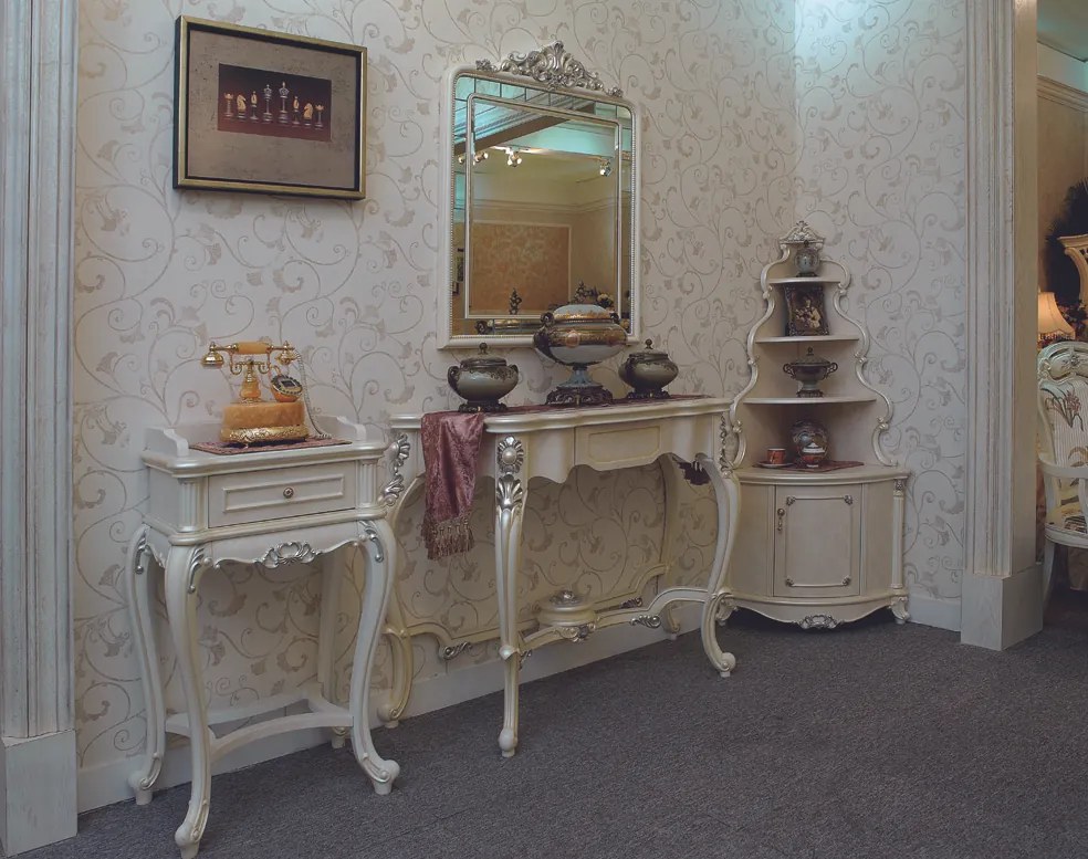Конзолна маса с огледало CL 007, серия Chanel, в стил Рококо