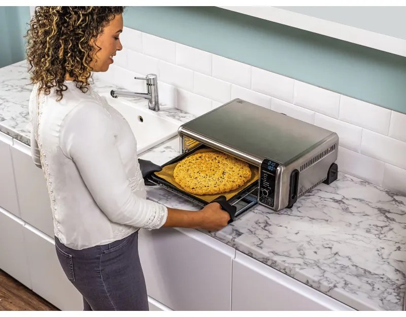 Мултифункционална фурна 8в1 Ninja SP101EU Foodi, 2400W, 10L, Air fry/Roast/Bake/Toast, Компактна, Инокс