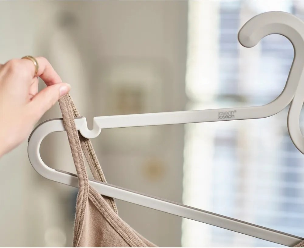 Пластмасови закачалки в комплект 5 бр. Orderly – Joseph Joseph