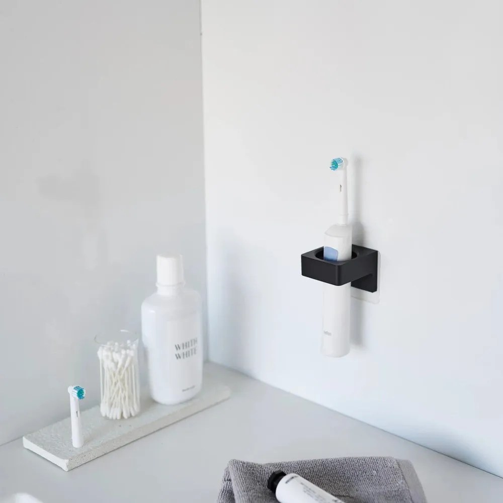 Черен пластмасов мултифункционален държач Film Hook – YAMAZAKI