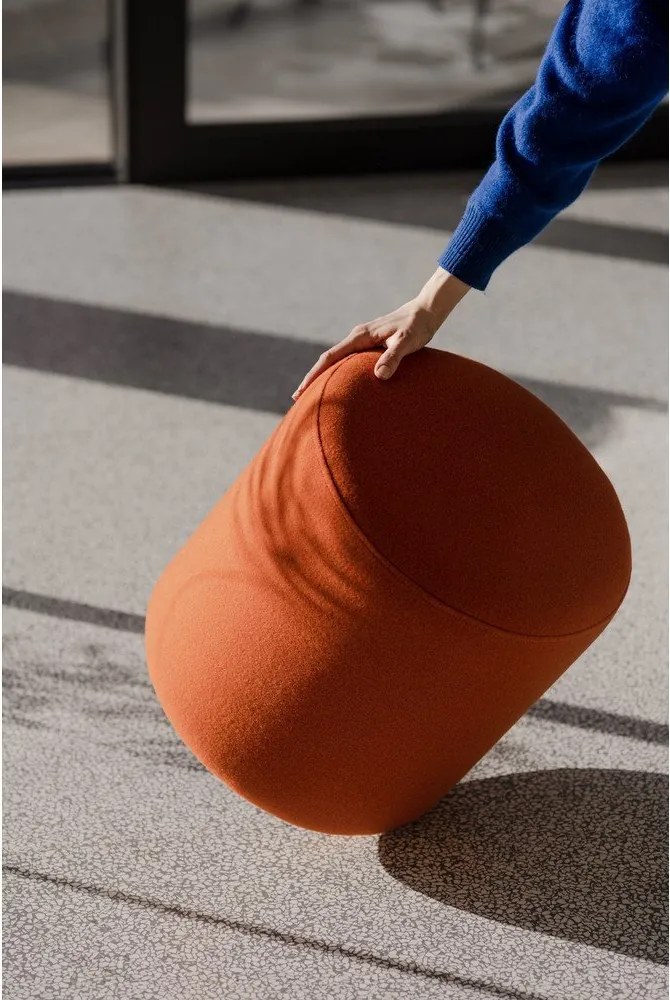 Теракотена вълнена табуретка Folk – noo.ma