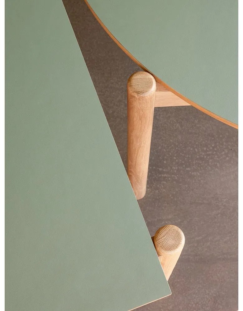 Трапезна маса от масивен дъб 107x190 cm Oblique – Hübsch