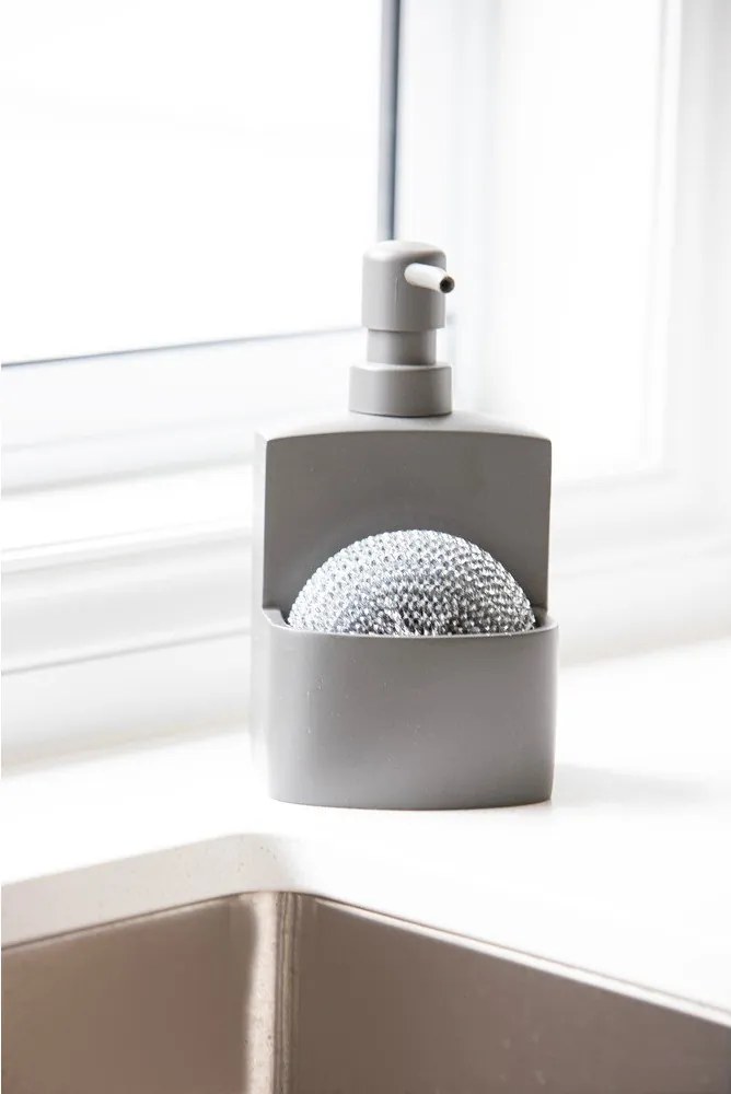 Светлозелен диспенсер за сапун от полиресин 250 ml Essentials – Ladelle