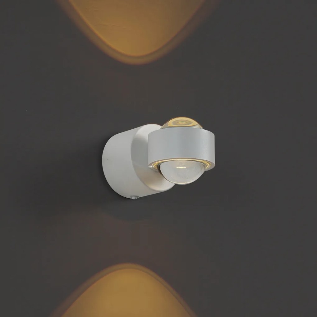 Дизайнерска стенна лампа бяла с LED IP44 - Lens