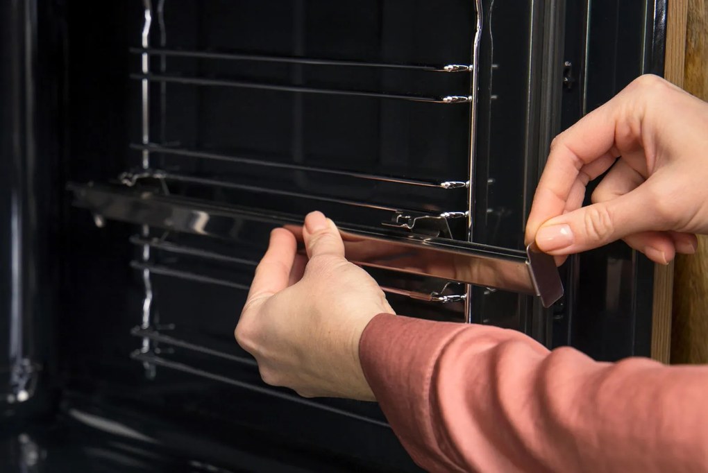 Вградена фурна Gorenje BO6717E0-Inox