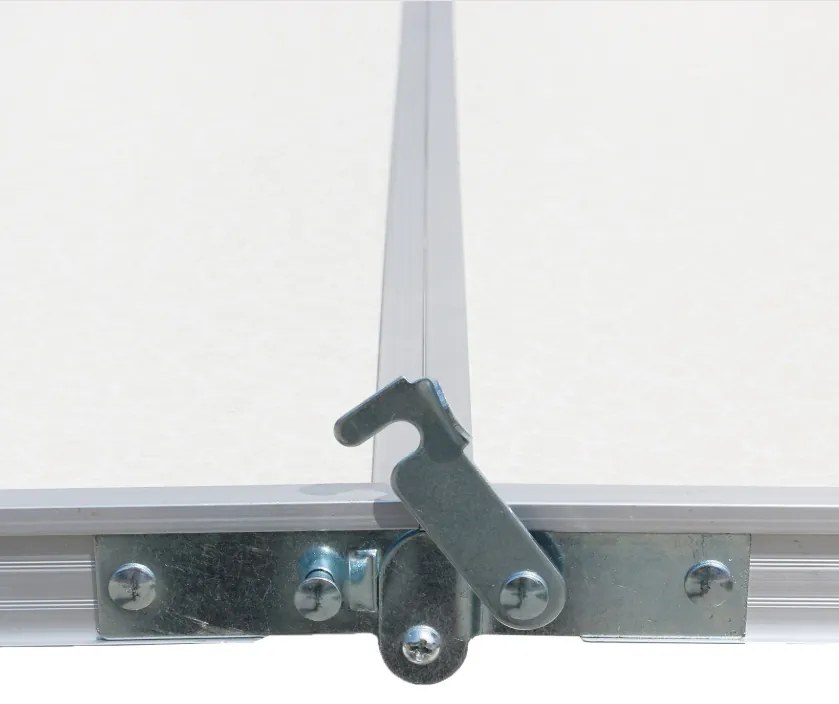 Къмпинг маса с 4 стола в бяло 120x60x70 cm