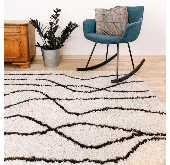 Бял/черен килим 160x230 cm Routa – Universal