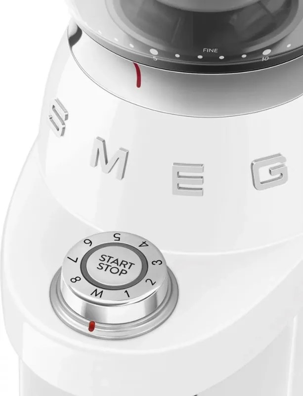 Кафемелачка Smeg CGF03WHEU, 150W, 240 г, Система за завъртане и заключване, Ръчна функция, Бял