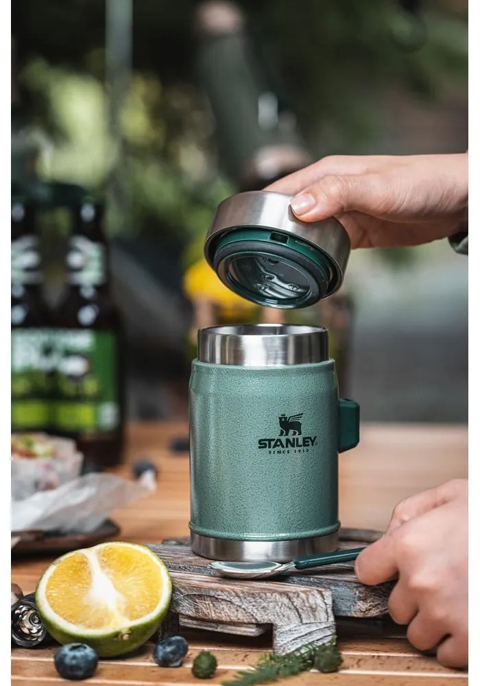 Зелен термос за храна от неръждаема стомана 400 ml Legendary Classic Hammer Tone Green – Stanley