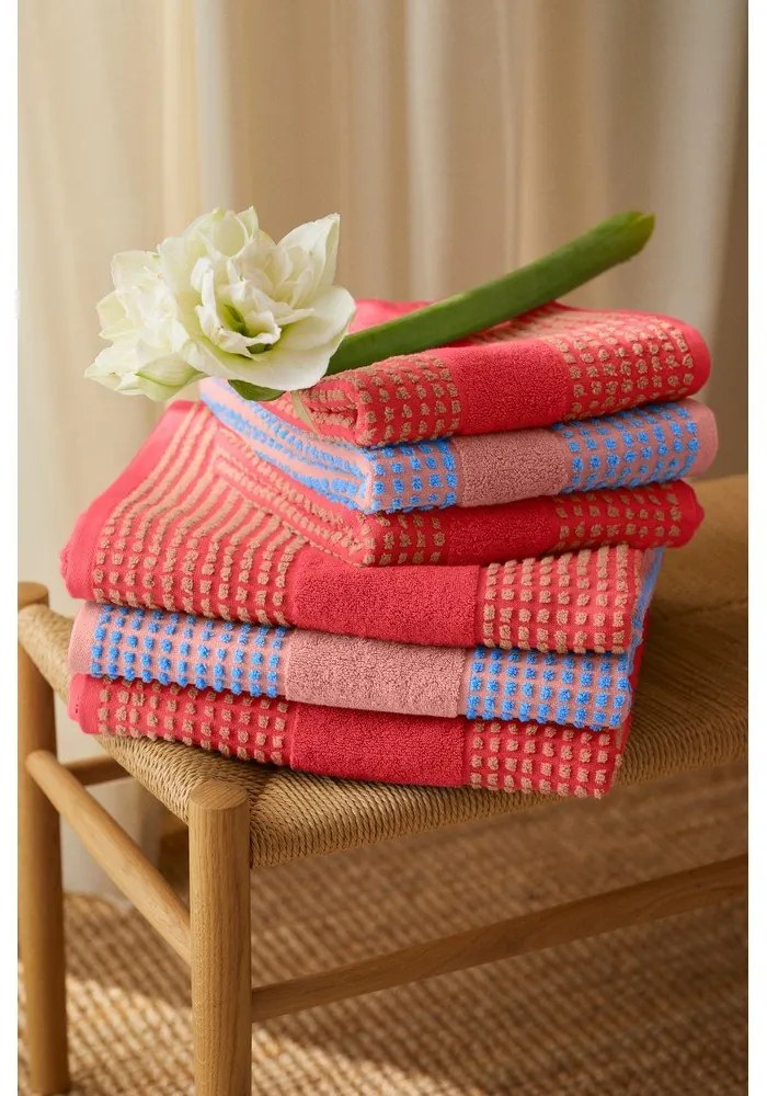 Червена кърпа от органичен памук от тери 50x100 cm Check – JUNA