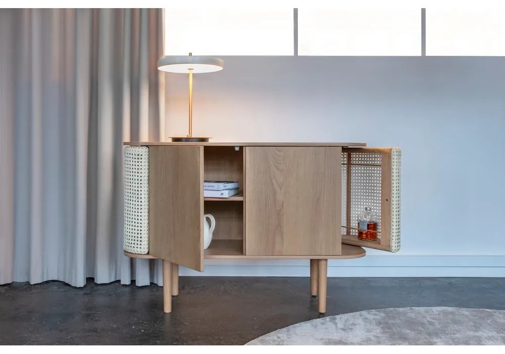 Нисък скрин с дъбов декор в естествен цвят 109x75 cm Treasures - UMAGE